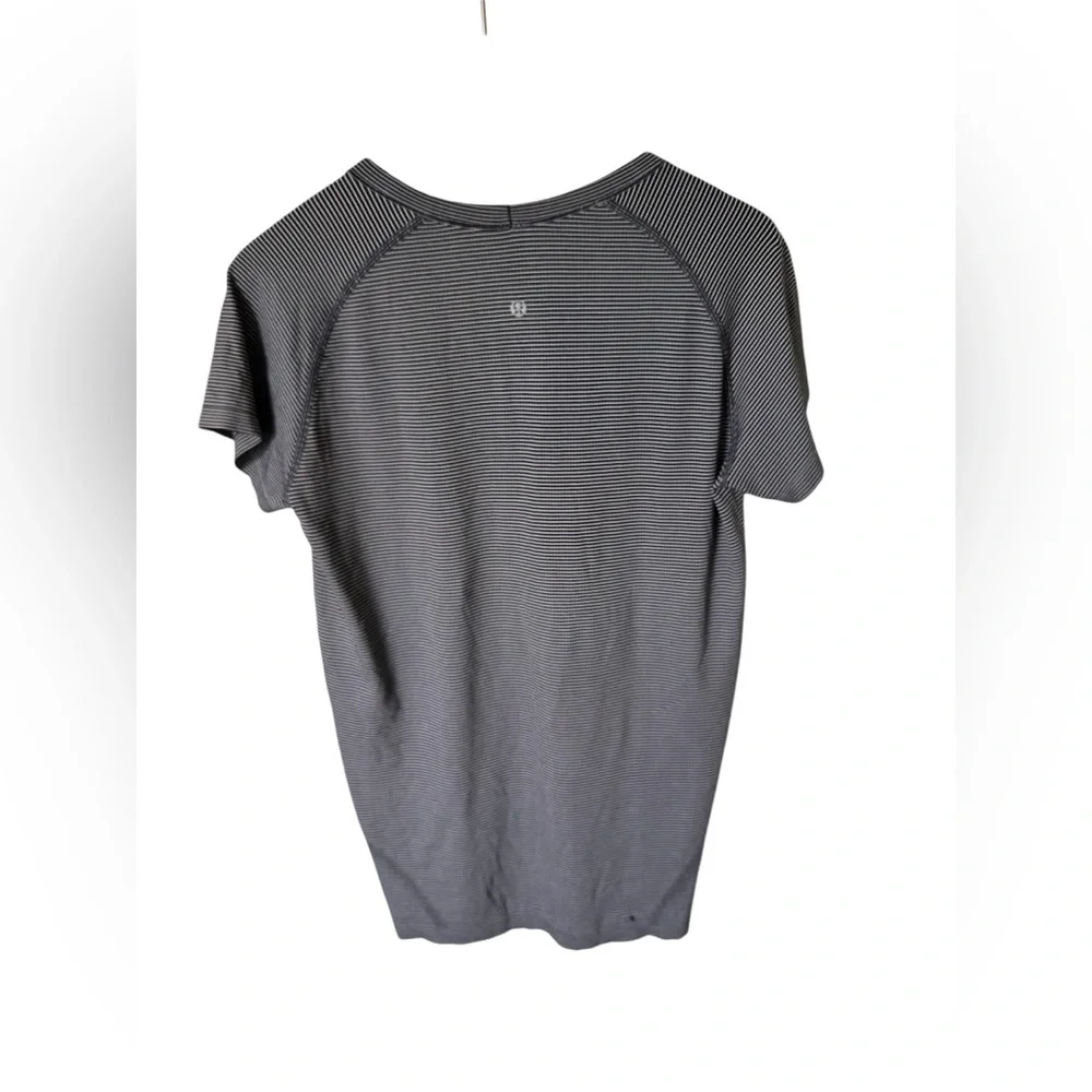 Lululemon top